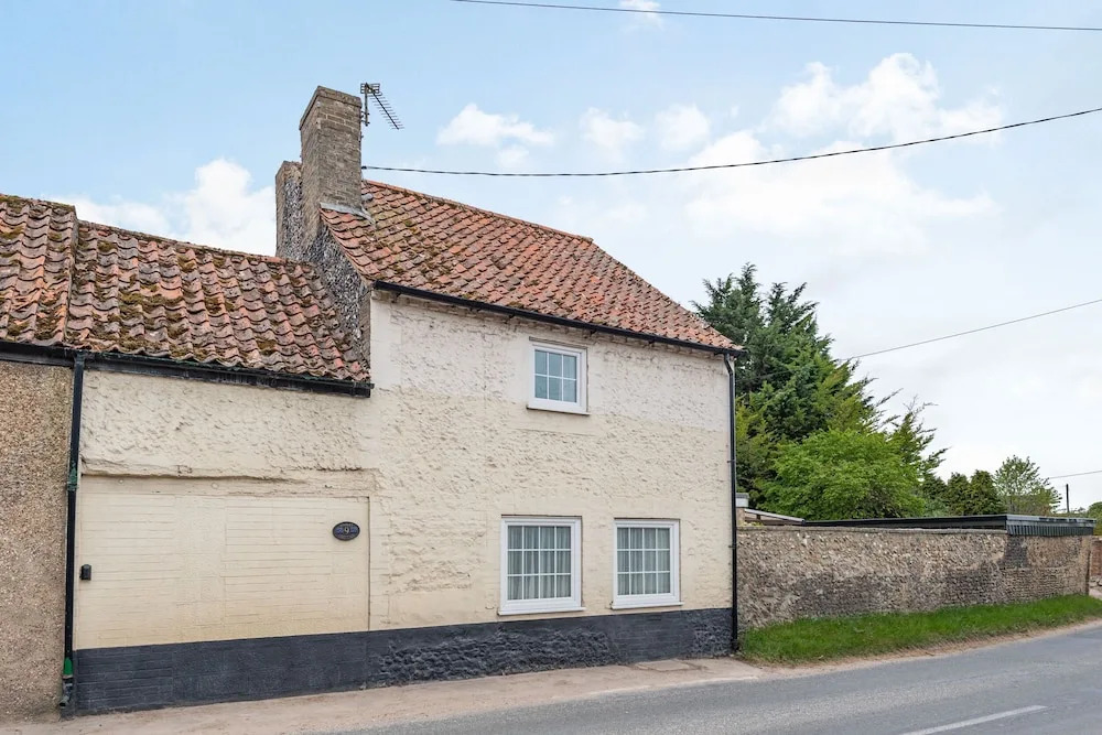 Violet Cottage