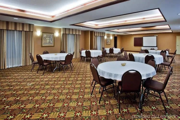 Express Inn & Suites - Griffin