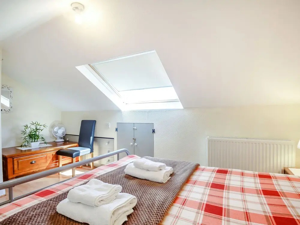 7 Dolydd Terrace