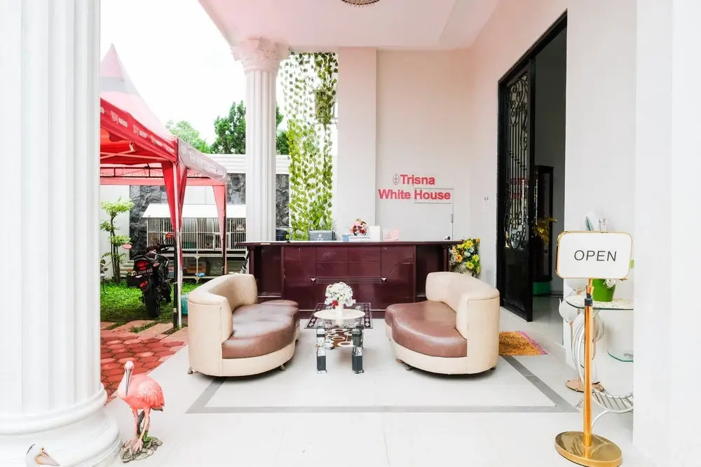 Urbanview Hotel Trisna Tulungagung