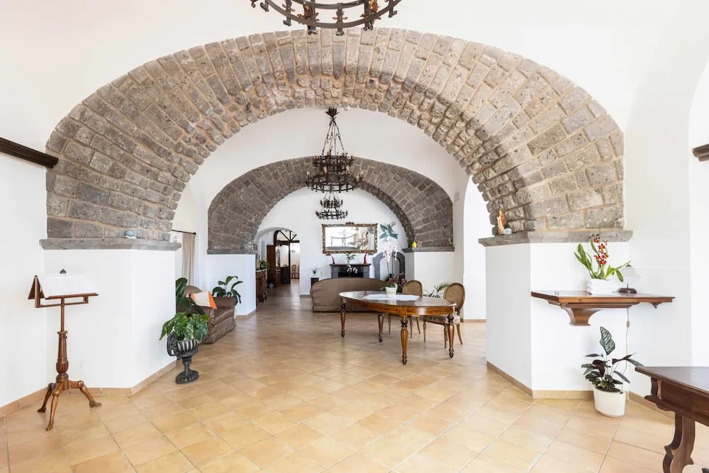 My Exclusive Italy - Elegant Sorrento Coast Villa with Pool and Tennis Court