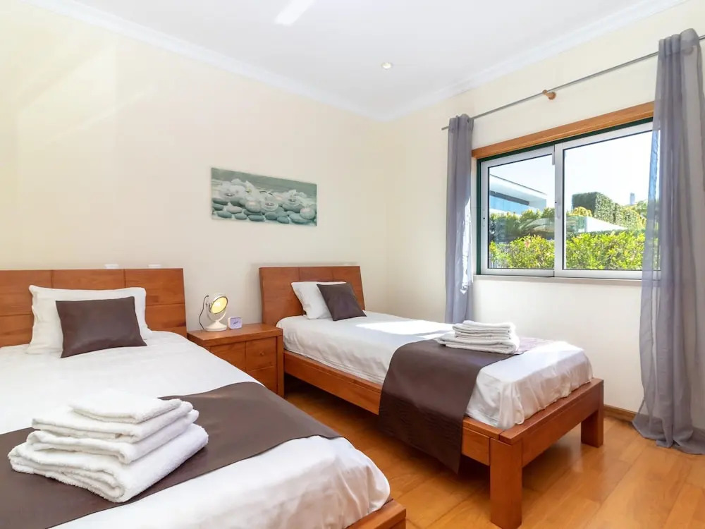 Luxury Villa in Albufeira With Heated Private Pool