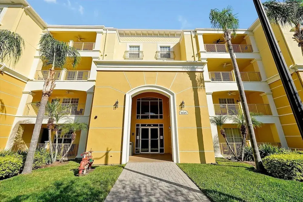 Stunning Vacation Condo - Vista Cay Resort - 2008