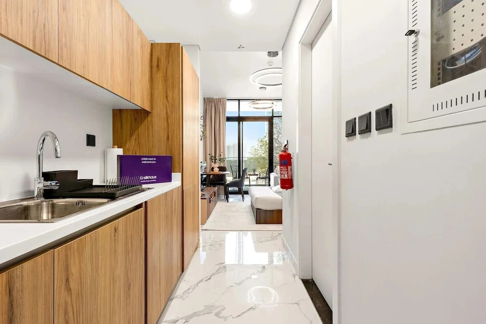 Silkhaus New Building Studio Near Galleria Mall