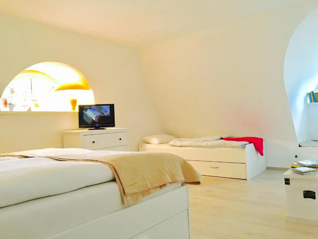 Maisonette-Fewo unter Reet, 50m zum Meer, Strandidyll Zingst
