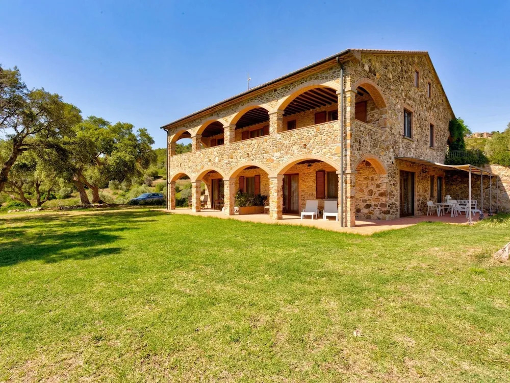 Farmhouse in Suvereto Near Etruscan Coast