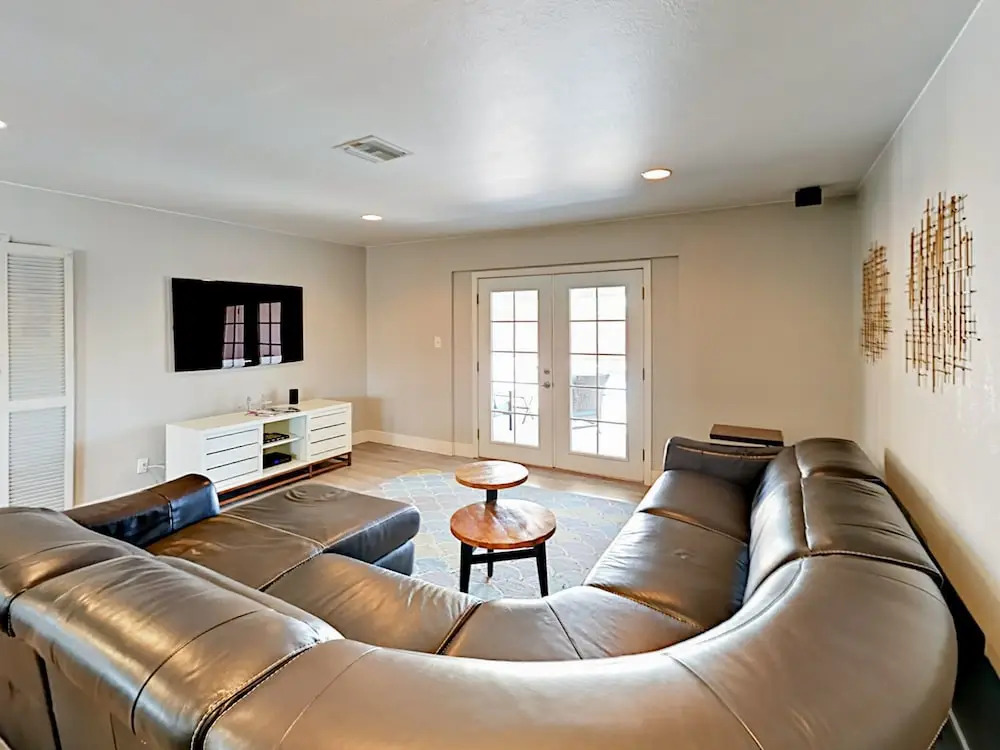 7258 E Wilshire Dr Home
