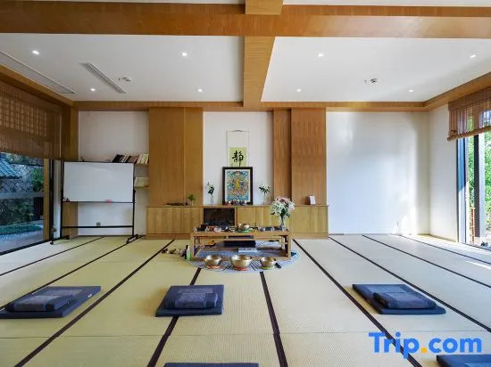 Moganshan Cuizhuyuan · Innocence Healing Vacation Apartment