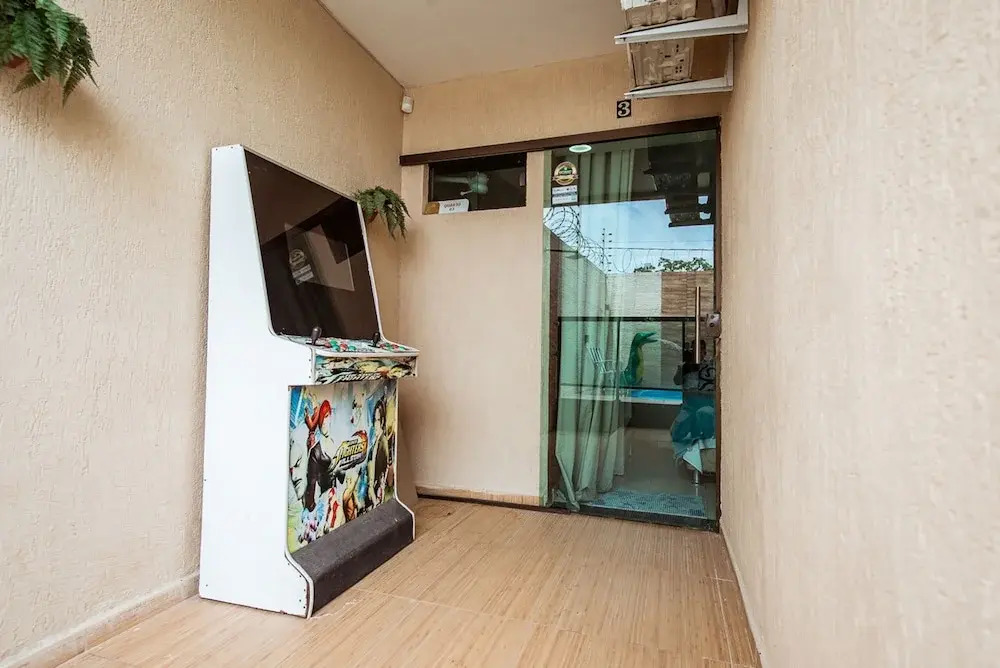 Casa em Jacum com Piscina 5 Suites e Fliperama
