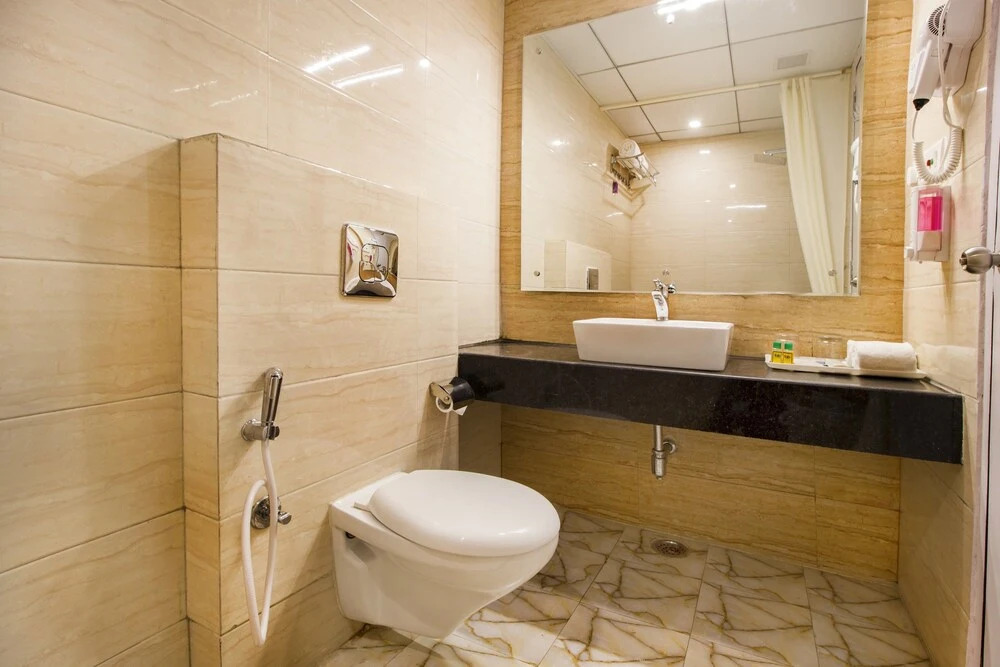 FabHotel SS Grandeur
