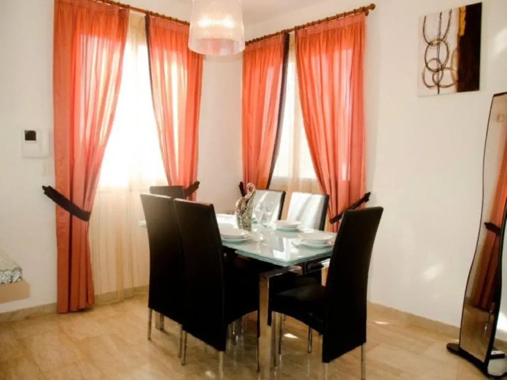 Villa Saraliana Sandy Beach Villas - Heated Pool - Jacuzzi - Private Beach Area