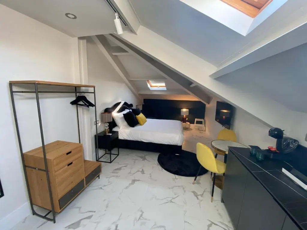 SUITE 1907 GIJON