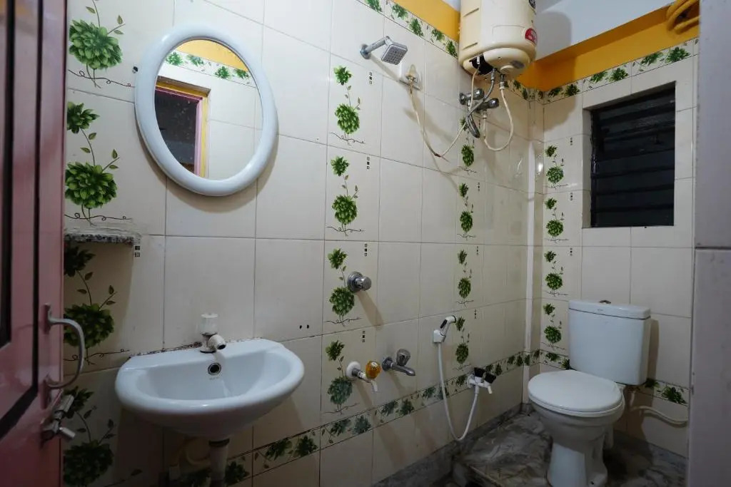 OYO 16064 Hotel Tirupati