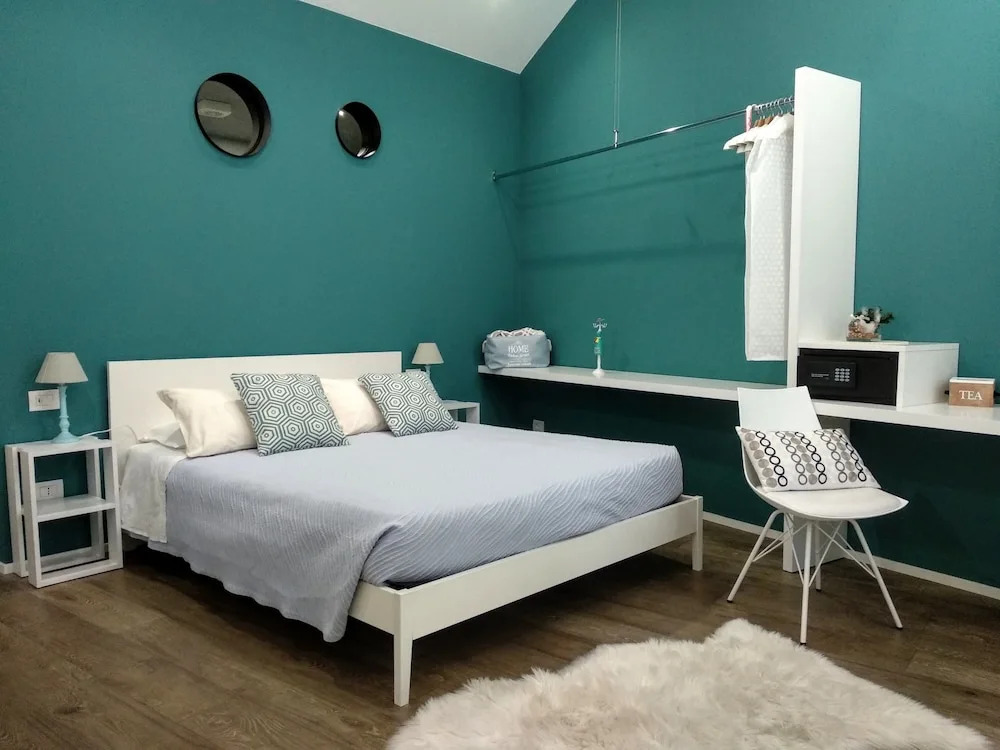 Rumi Rooms