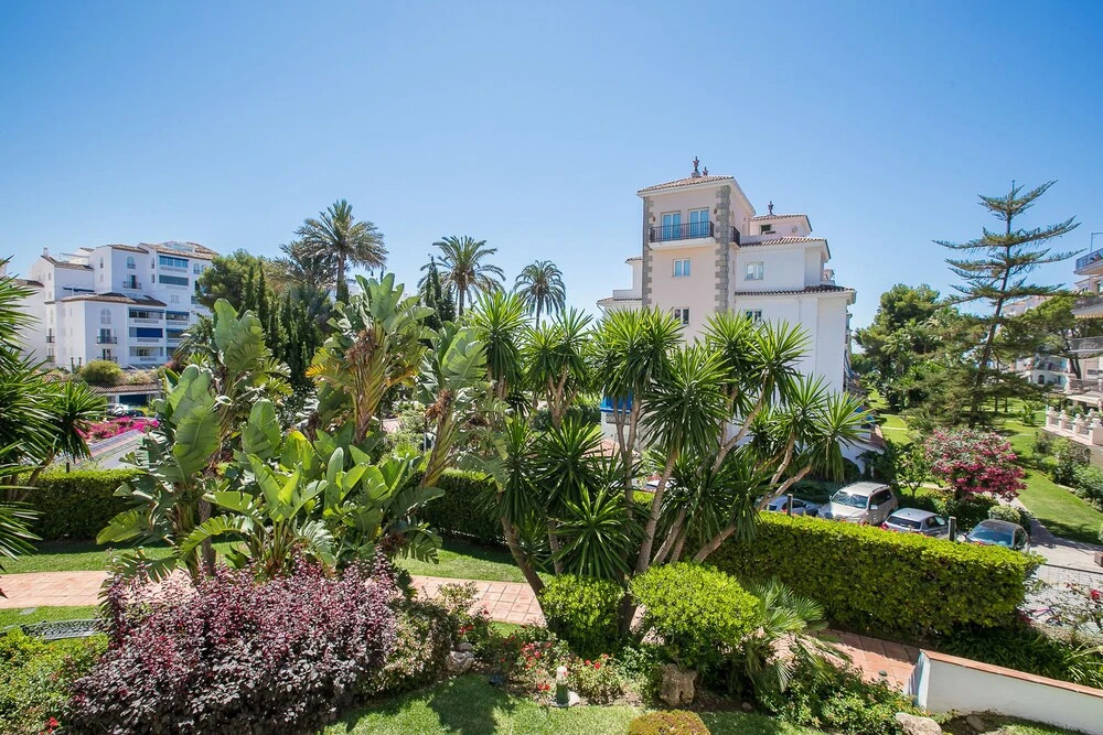 OleHolidays Medina Garden Puerto Banús 100 m. Playa