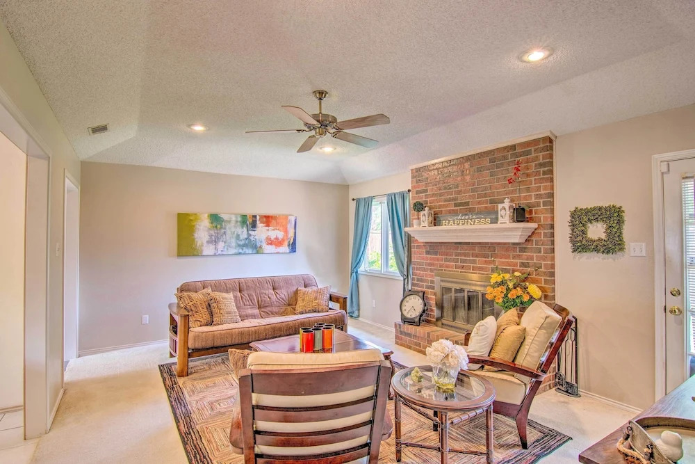 Lubbock Home w/ Deck & Yard - 8 Miles to Ttu!