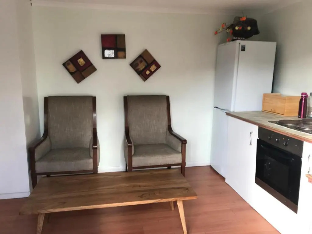 cosy cottage annex in Fairlop