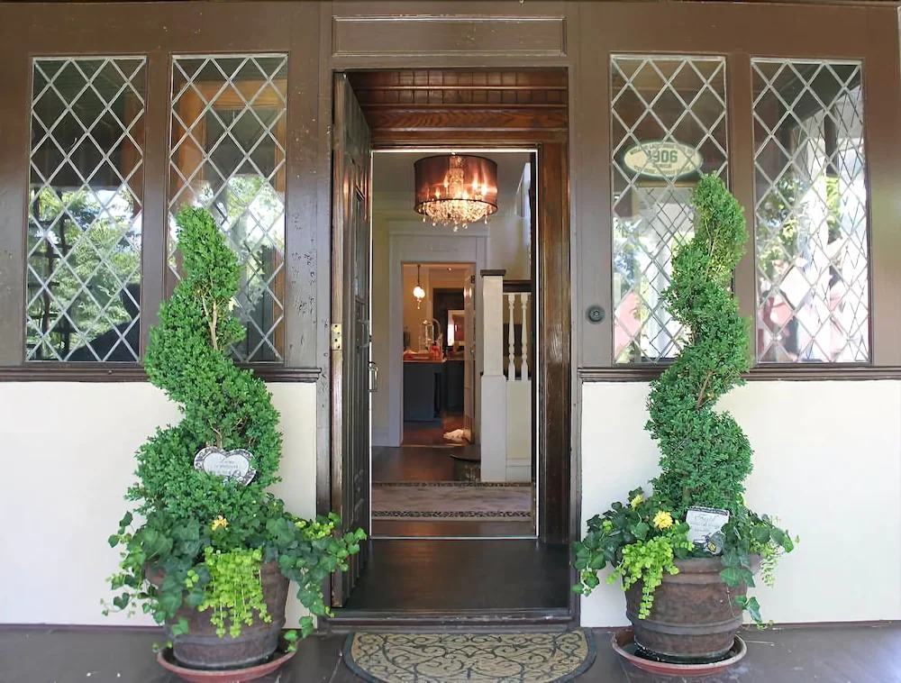 At Home B&B at Rose Manor by Elevate Rooms