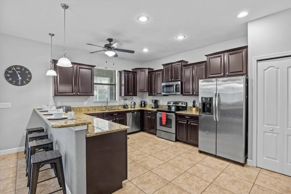 Star Wars 7 Bed Pool Home With Game Room 7 Bedroom Home by RedAwning