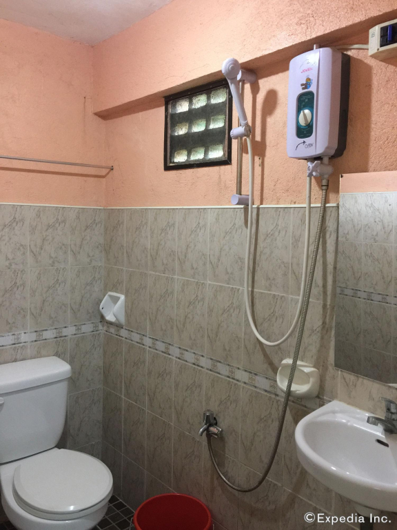 Coron Sunrise Inn