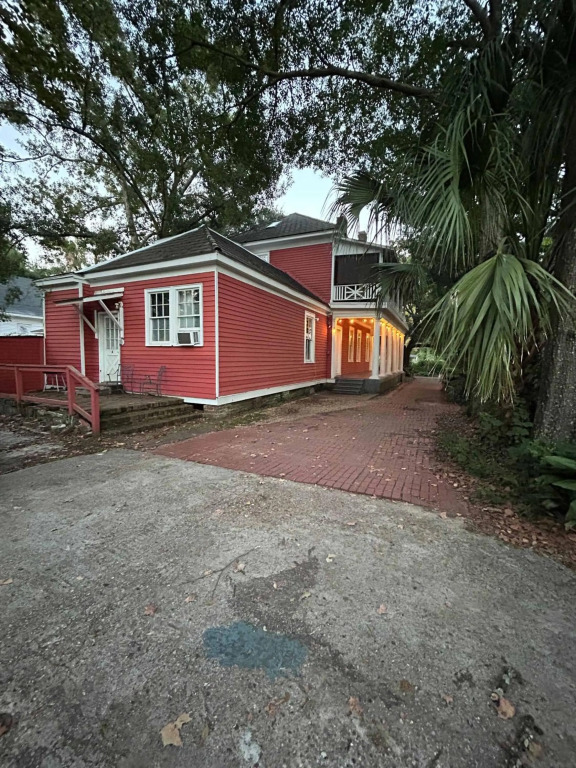Pretty Peach Palace-Historic, Mins to Downtown
