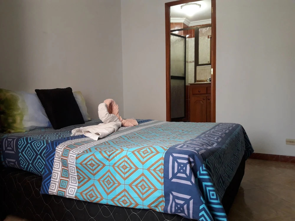 ApartaHostels