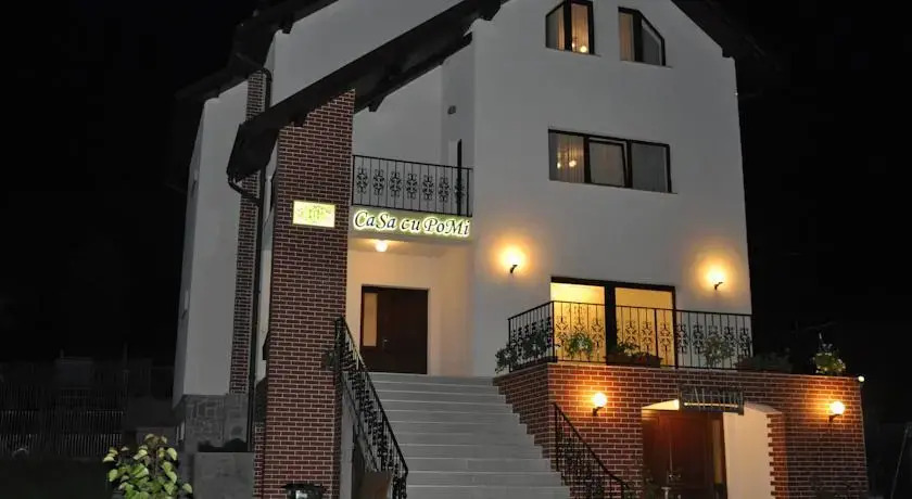 Casa cu Pomi