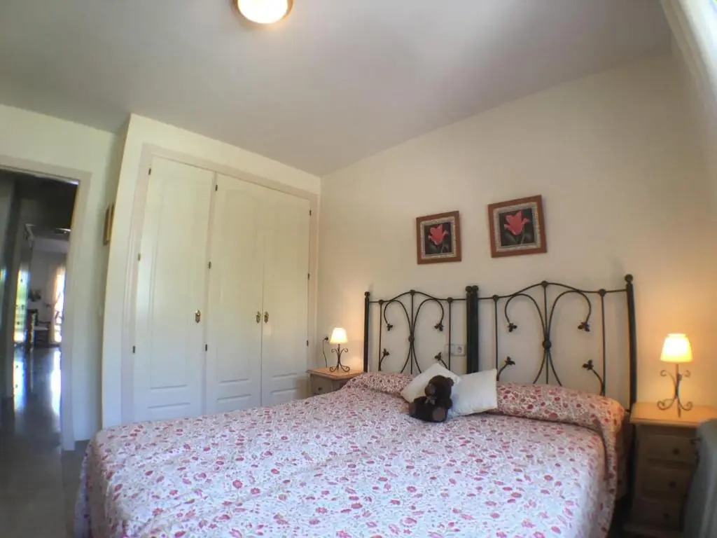 2236-Lovely groundfloor with pool view