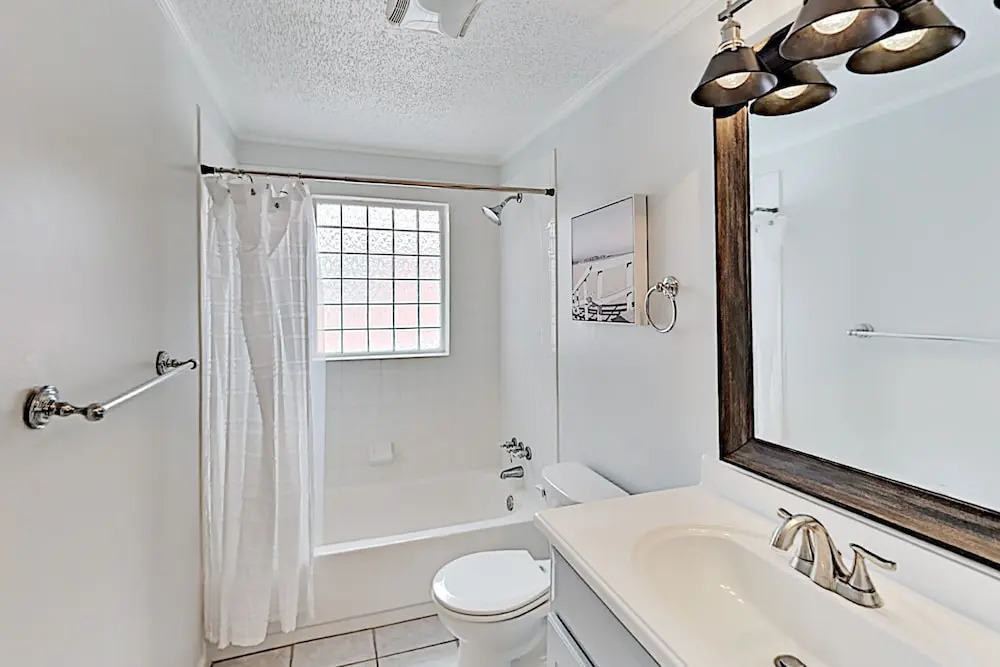 439block 5 Bedroom Home