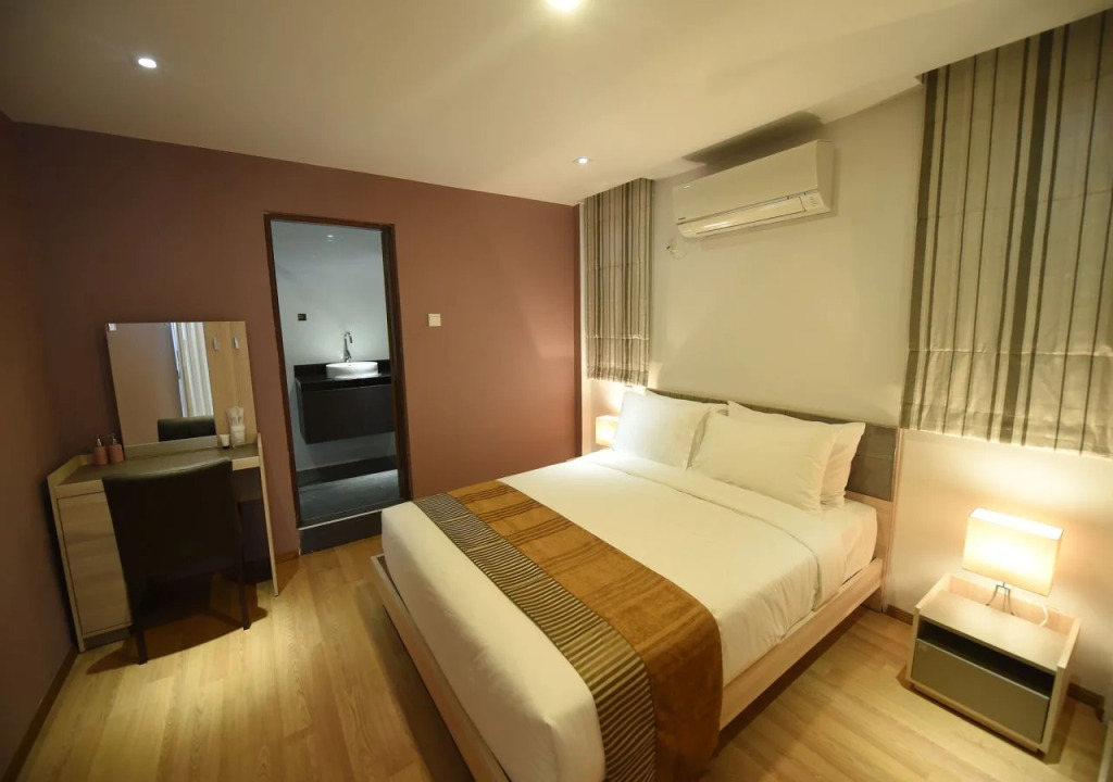 The Varsity House Inn & Serviced Apartments