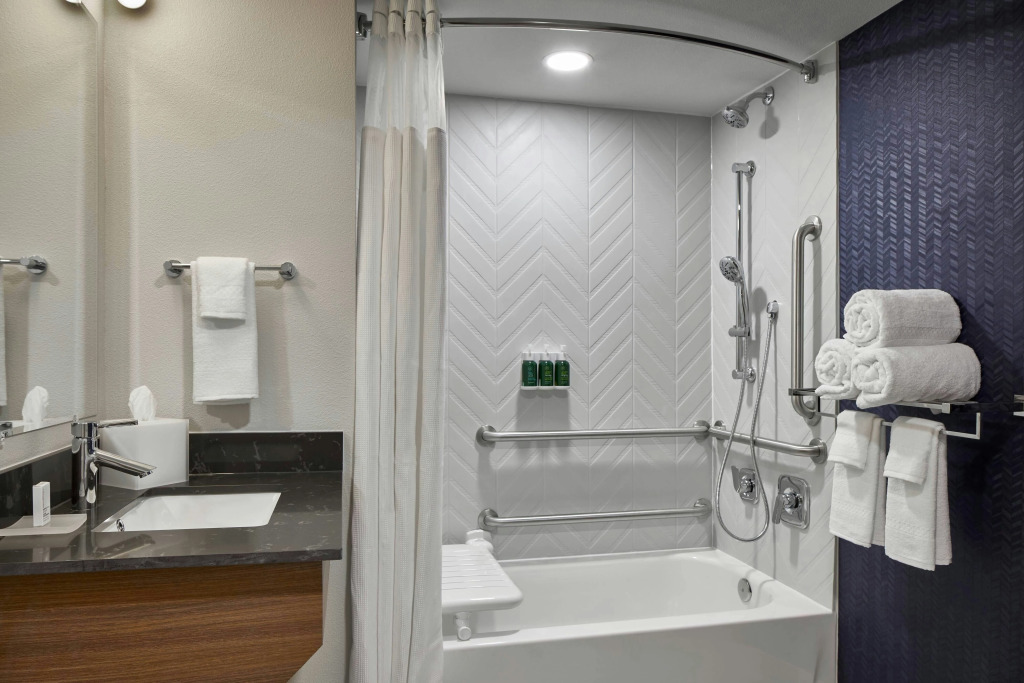 Fairfield Inn & Suites by Marriott Virginia Beach/Norfolk Airport