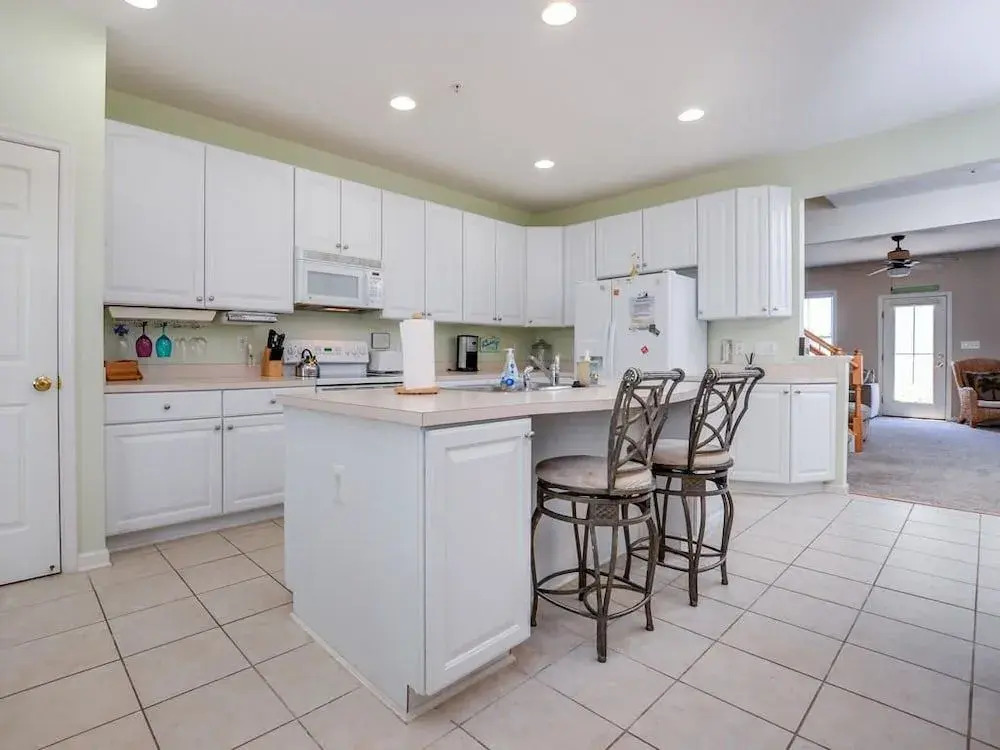Island Edge Drive 28