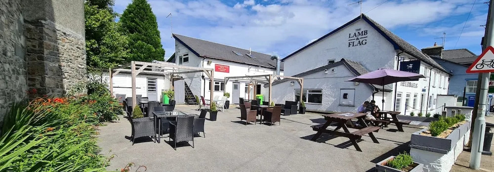 The Lamb and Flag Inn