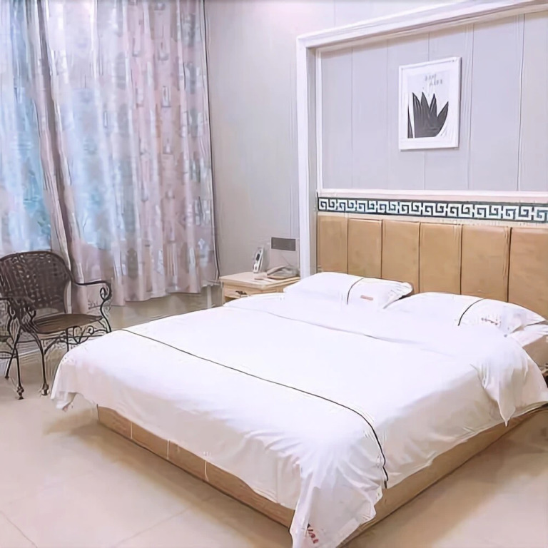 Lingquan Hotel