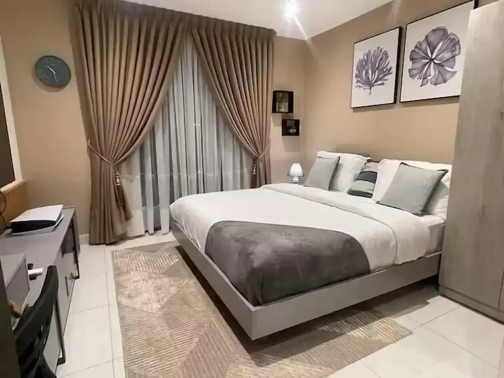 Loxwood House Apartments