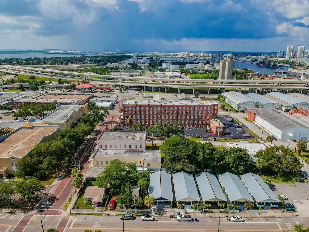 Comfy Elegant Home in Ybor