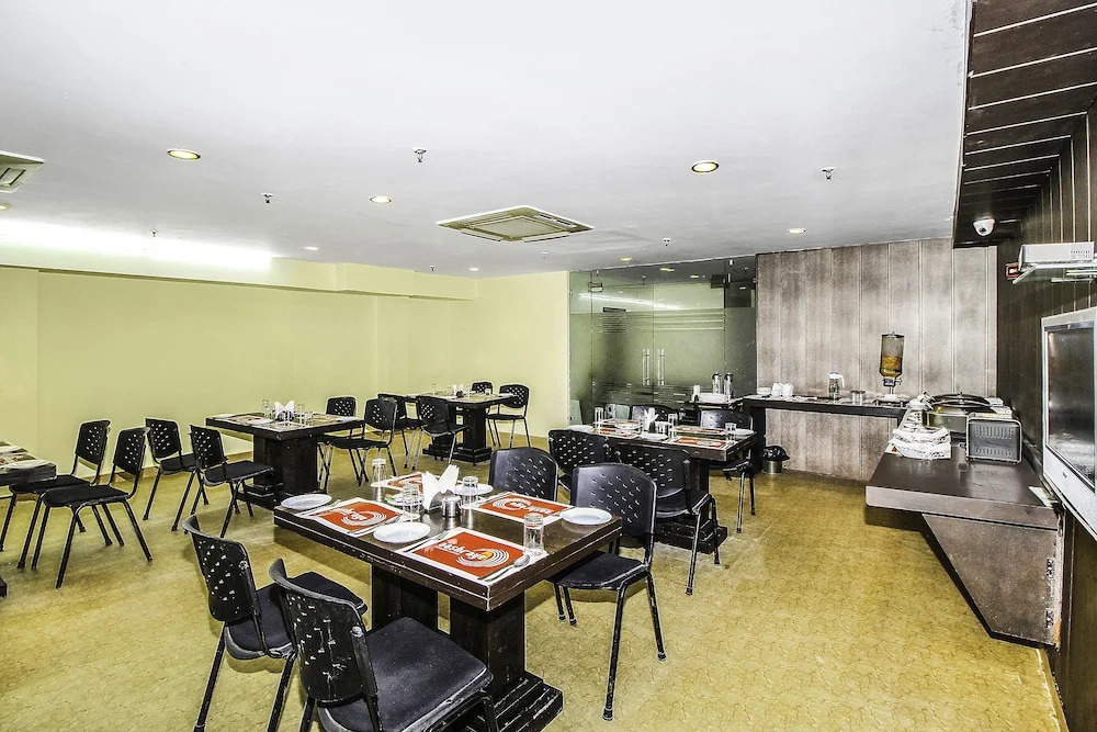 Stallen Suites Nehru Place by FabHotels
