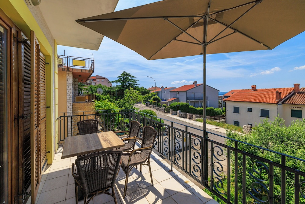 Apartments Dijana