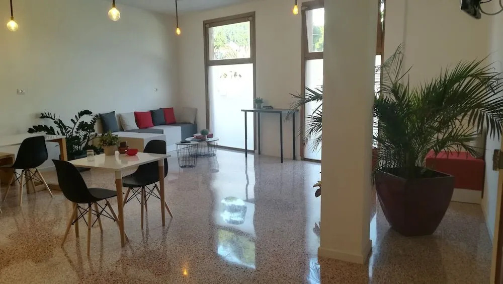 Trevejo Hostel