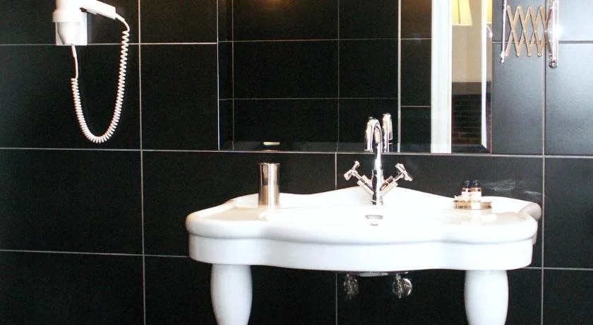 Despotiko Apartment Hotel & Suites