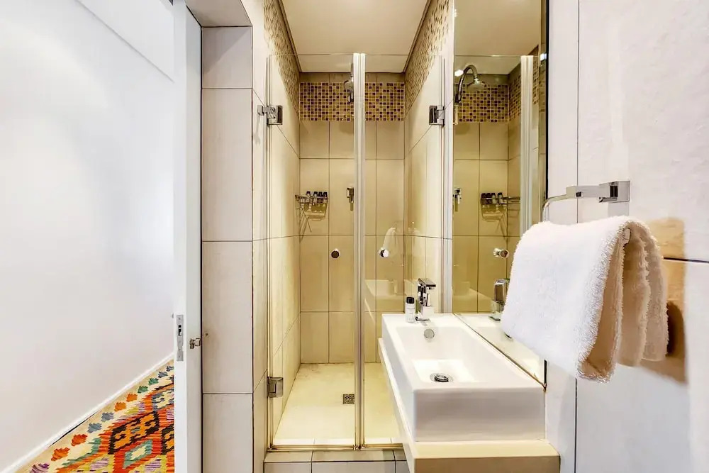 3bed Apartment in Cape Town w Views Ocean Outlook