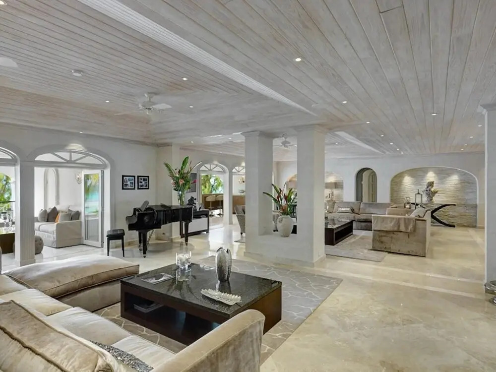 Sunny Vacation Villa 13