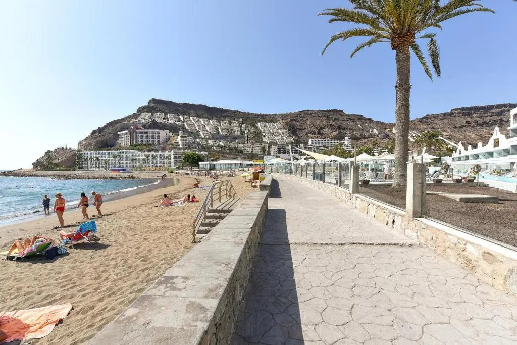 Beach Apartment Playa del Cura 4 by VillaGranCanaria