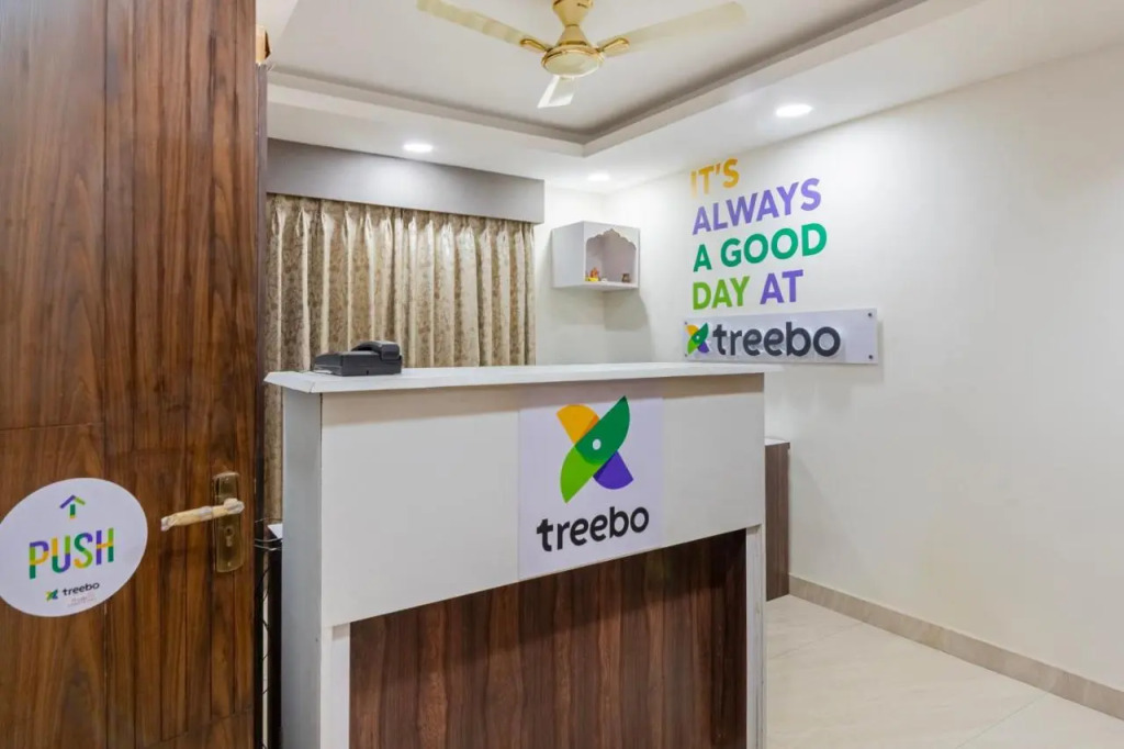 Treebo Petals Suites & Banquet - New Town