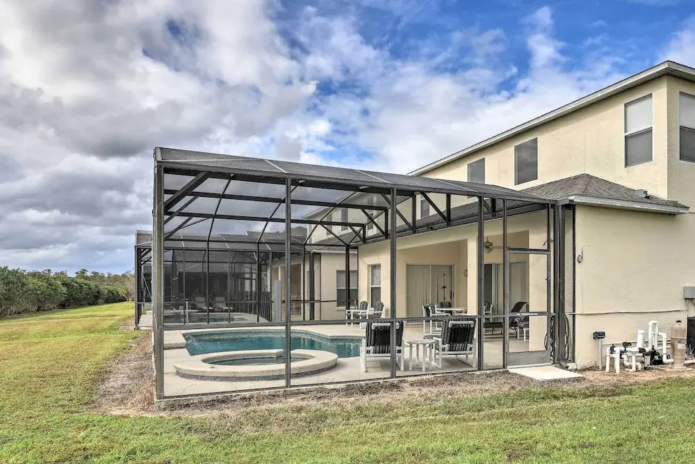 10 Mi to Disney Davenport House with Pool and Spa!