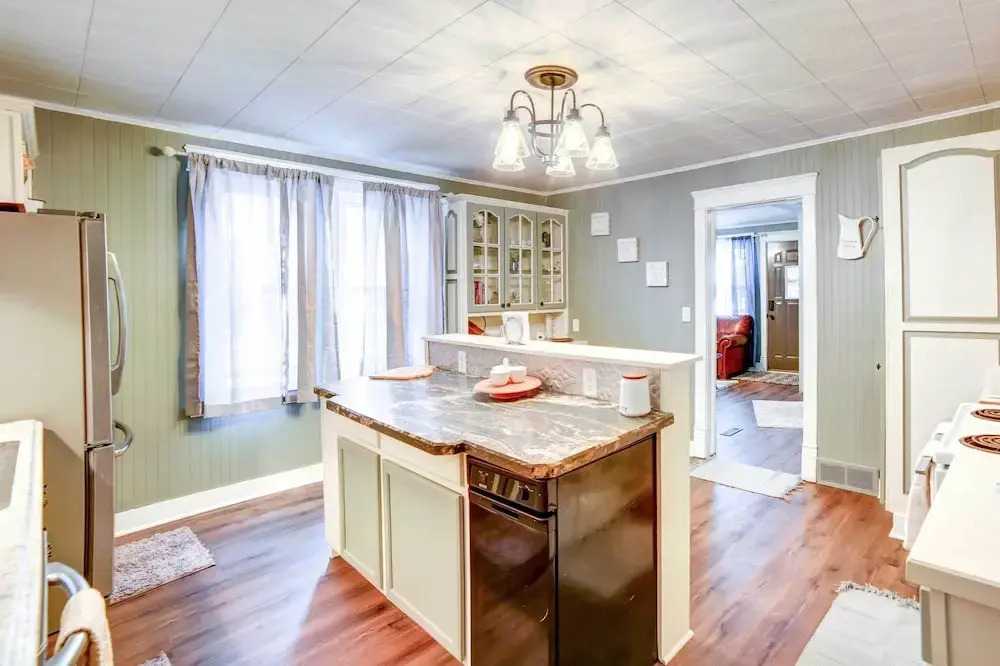 Charming Negaunee Home ~ 2 Mi to Teal Lake!