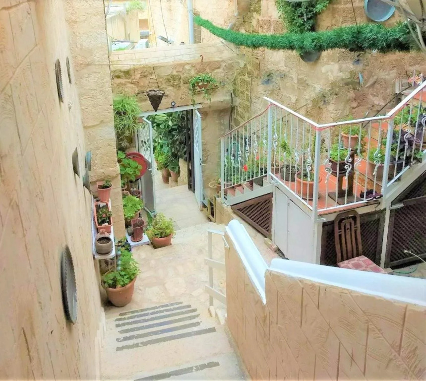 Abu Saeed Hostel