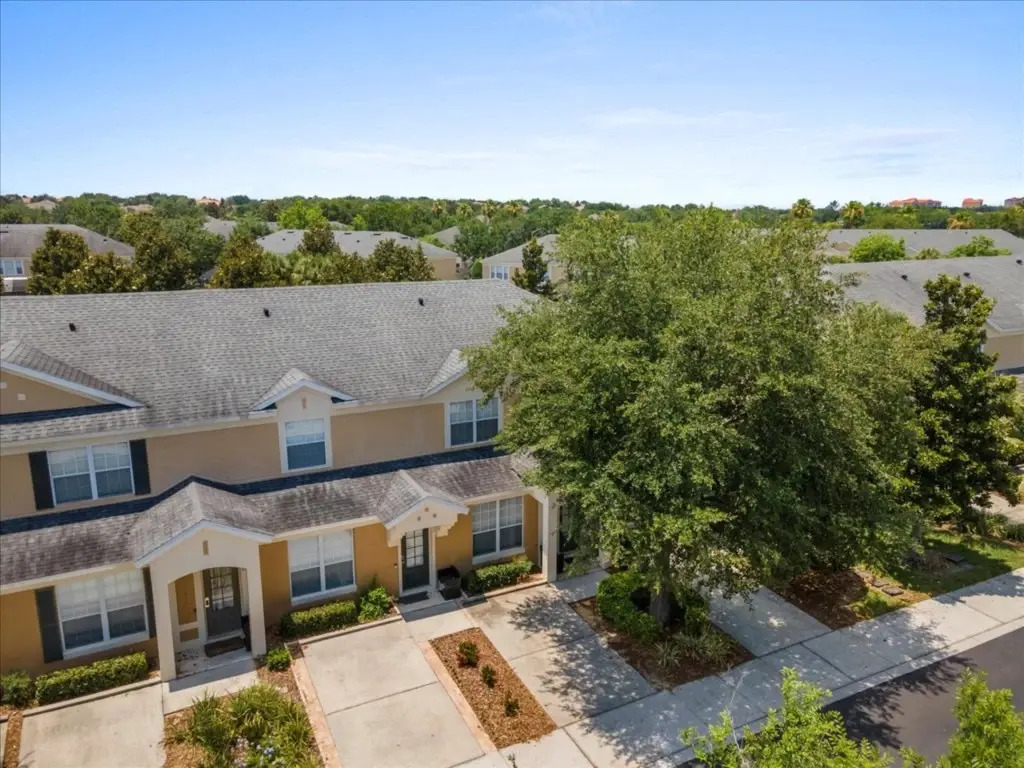 3 Bedrooms 3 Bathrooms Windsor Hills 2554 ML
