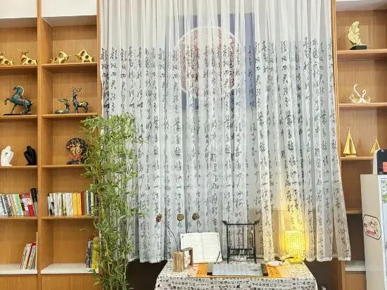 Urban Garden Hotel