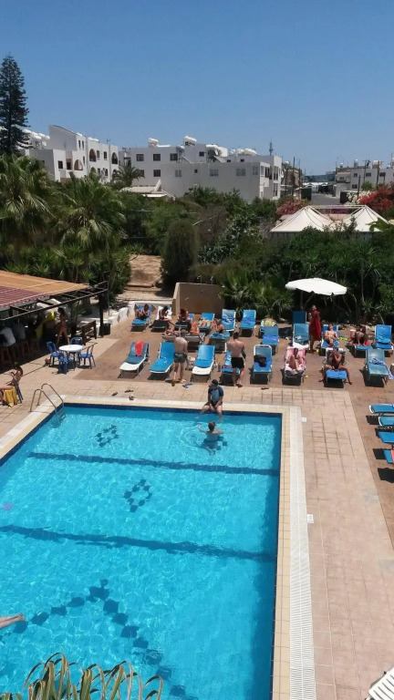 Pavlinia Hotel & Apartments